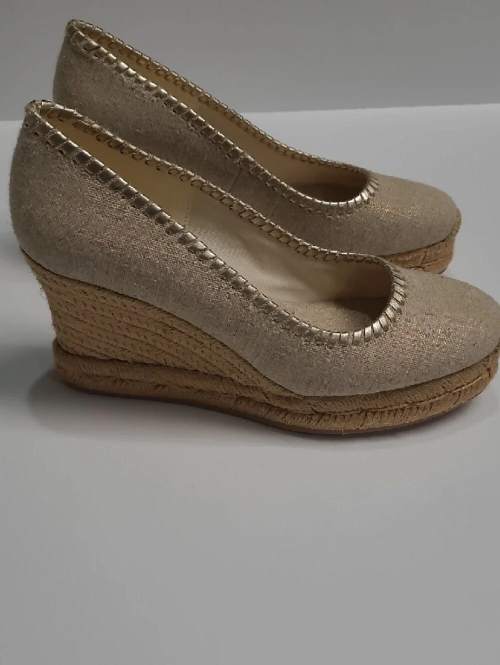 Jack Rogers Beige Canvas Espadrille Wedge Pumps with Gold Metallic Trim Size 8.5